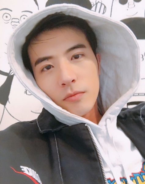 boss_06.jpg boss_06.jpg