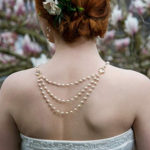 wedding-pearl-details-necklace.jpg