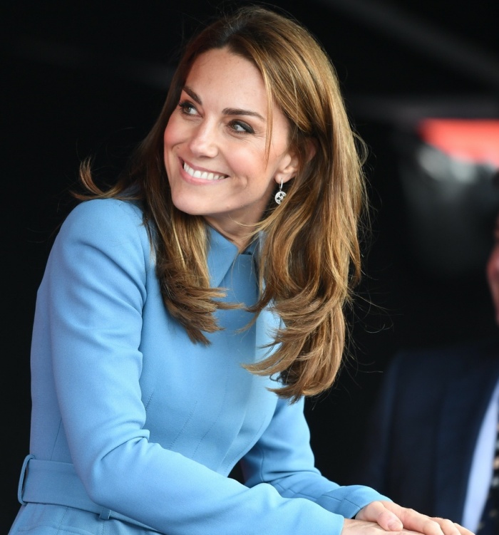 kate-middleton-blue-coat.jpg