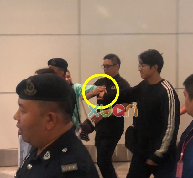 WhatsApp-Image-2019-11-29-at-5-46-42-PM.jpeg WhatsApp-Image-2019-11-29-at-5-46-42-PM.jpeg