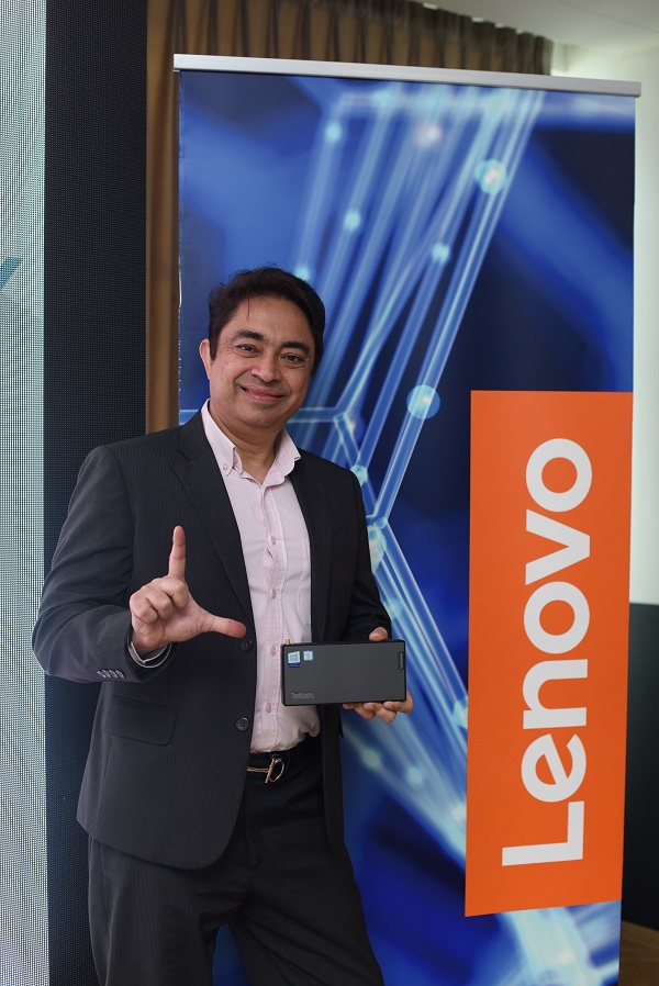 Photo-2-Varinderjit-Singh,-General-Manager-of-Lenovo-Malaysia-with-ThinkCentre-M90n-1-Nano.JPG Photo-2-Varinderjit-Singh,-General-Manager-of-Lenovo-Malaysia-with-ThinkCentre-M90n-1-Nano.JPG