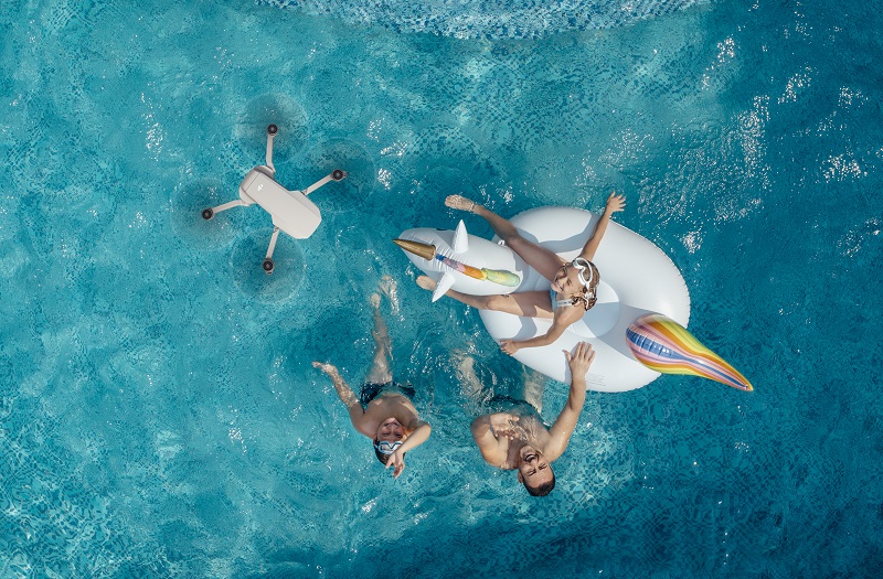 Outdoor4.jpg Outdoor4.jpg