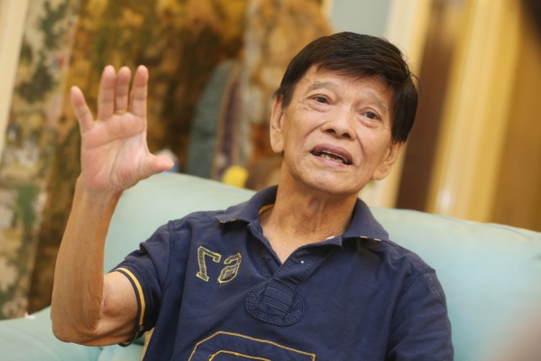 zheng_03.jpg zheng_03.jpg