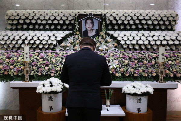 d4534285.jpg d4534285.jpg