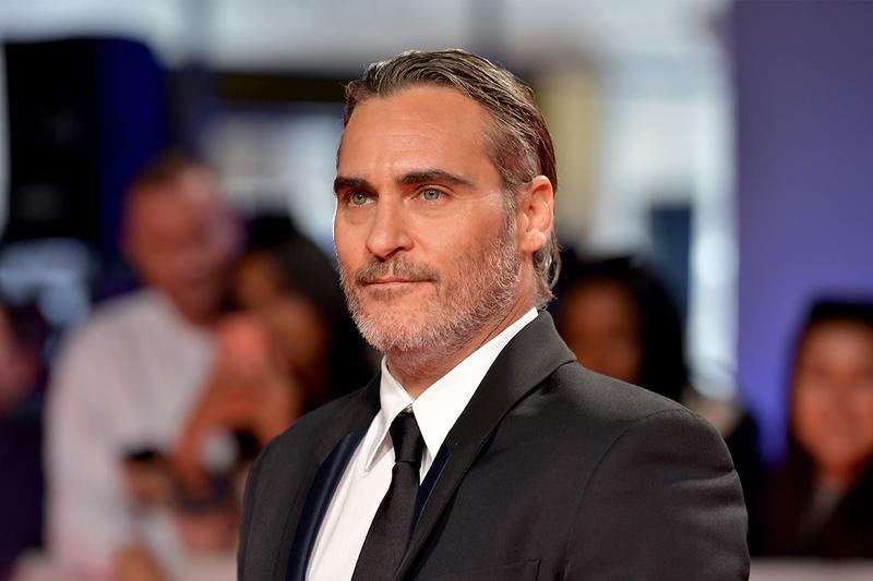 https___hypebeast-com_image_2019_09_joaquin-phoenix-the-independent-joker-interview-walk-out-001.jpg https___hypebeast-com_image_2019_09_joaquin-phoenix-the-independent-joker-interview-walk-out-001.jpg