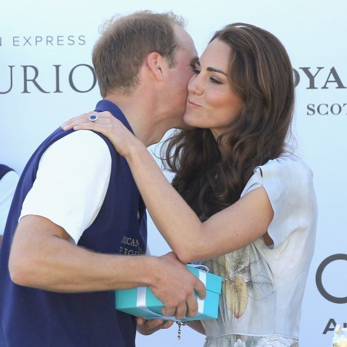 royal-etiquette-kate-middleton.jpg