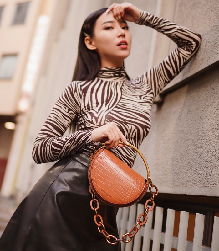 charles-keith-venice-min-fashion-week.jpg