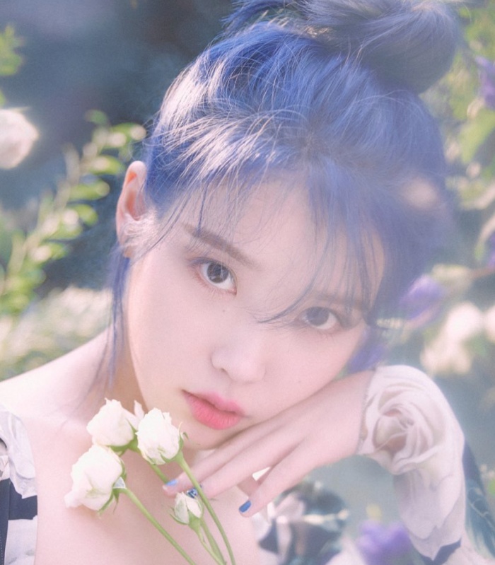 IU-lee-chee-eun.jpg