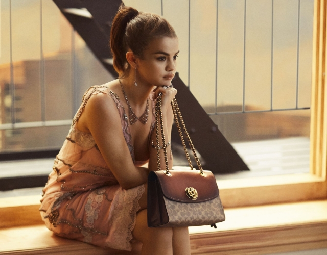 selena-gomez-coach-parker.jpg