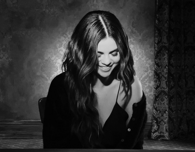 selena-gomez-mv.png