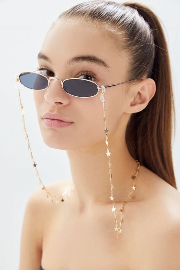 chain-sunglasses-star-details.jpg