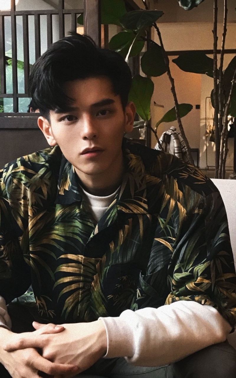 4373222-(1).jpg 4373222-(1).jpg