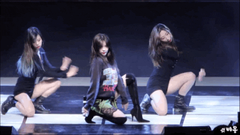 giphy-(1).gif