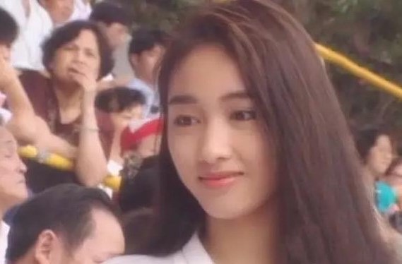 gigilai_official_70994425_1368236980000200_898867498819859381_n.jpg gigilai_official_70994425_1368236980000200_898867498819859381_n.jpg