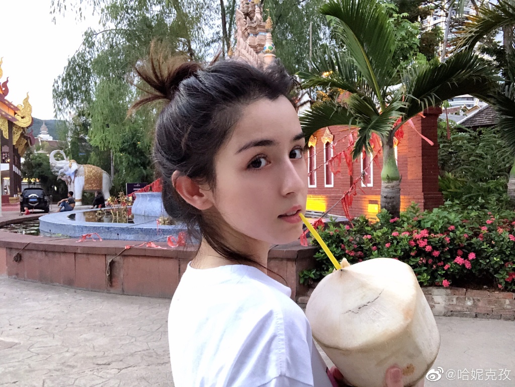 005GHwu5gy1g3xivgffb4j32dr1sghdu-(1).jpg 005GHwu5gy1g3xivgffb4j32dr1sghdu-(1).jpg