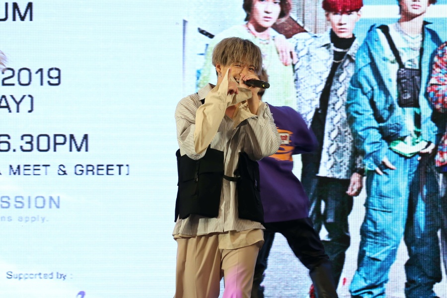 A78A2289-copy.jpg A78A2289-copy.jpg