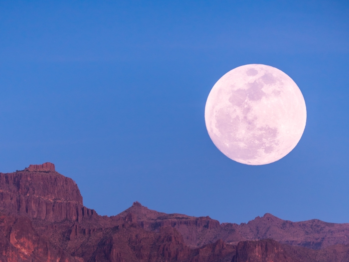super-pink-moon.jpg