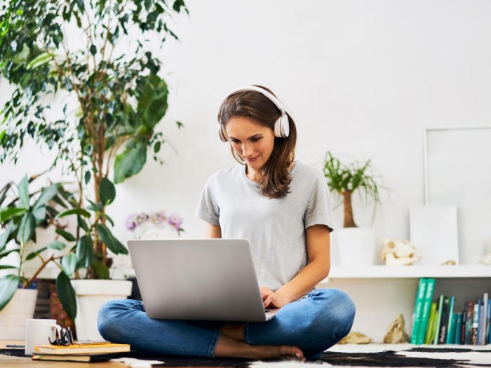 business-covid-19-wfh.jpg business-covid-19-wfh.jpg