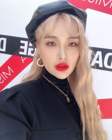 d4811680.jpg d4811680.jpg