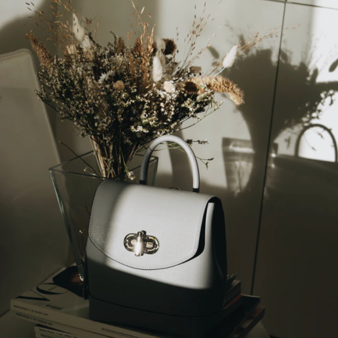 handbag-care.png handbag-care.png