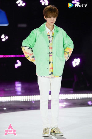 d4828410.jpg d4828410.jpg