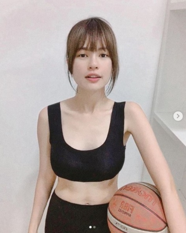 cheri_01.jpg cheri_01.jpg