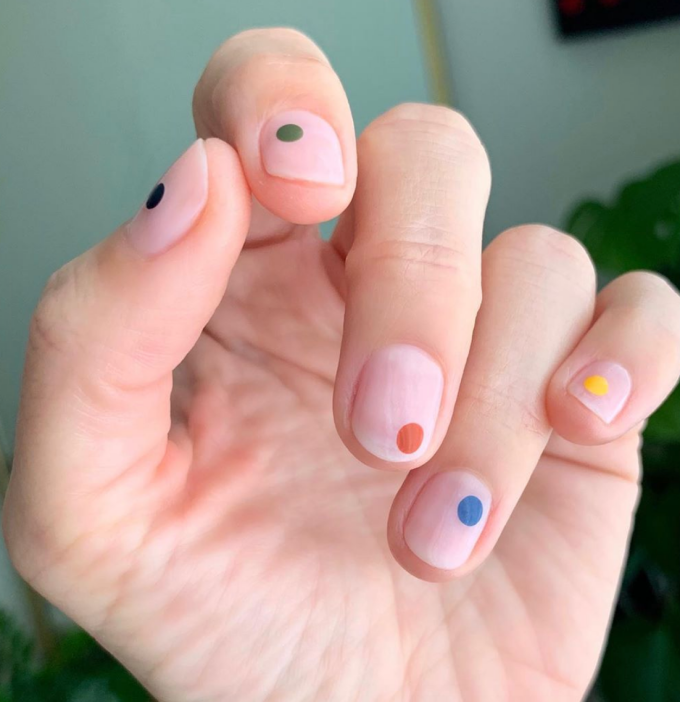 color-dot-nail-art.png color-dot-nail-art.png