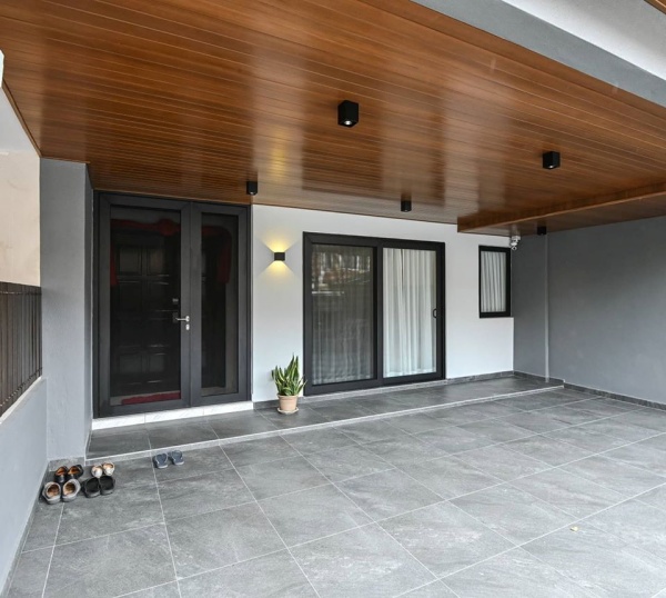 home_05.jpg home_05.jpg