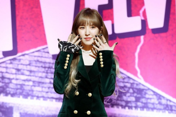 wendy_02.jpg wendy_02.jpg
