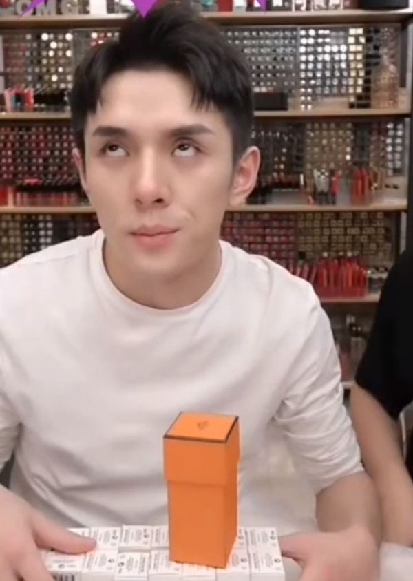 hermes_05.jpg hermes_05.jpg