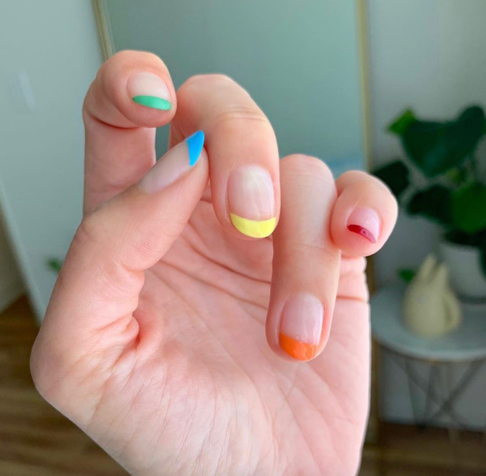 french-nail.png french-nail.png