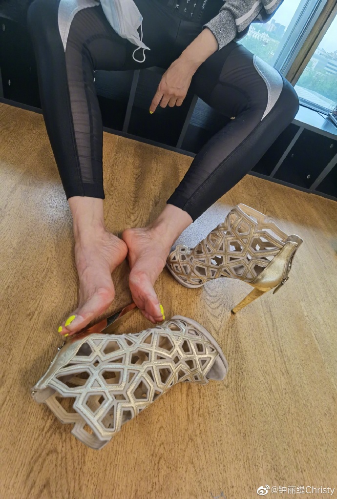 7941d23aly1ge7btyp4g3j22002yo4qr.jpg 7941d23aly1ge7btyp4g3j22002yo4qr.jpg