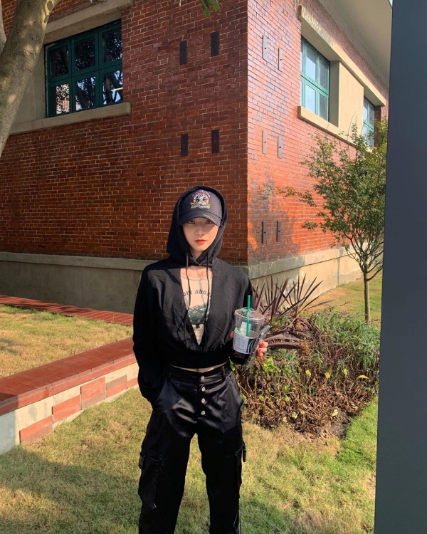 98-yennis_74903094_2630844607008283_4958091896537100653_n.jpg 98-yennis_74903094_2630844607008283_4958091896537100653_n.jpg