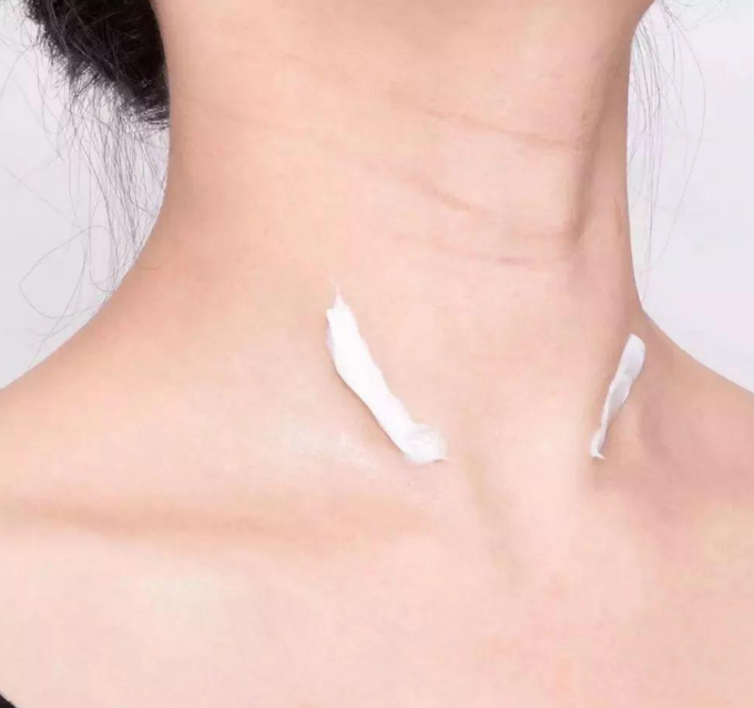 neckline-beauty.png