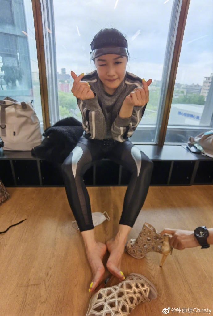 7941d23aly1ge7bu203b2j22002yox6p.jpg 7941d23aly1ge7bu203b2j22002yox6p.jpg