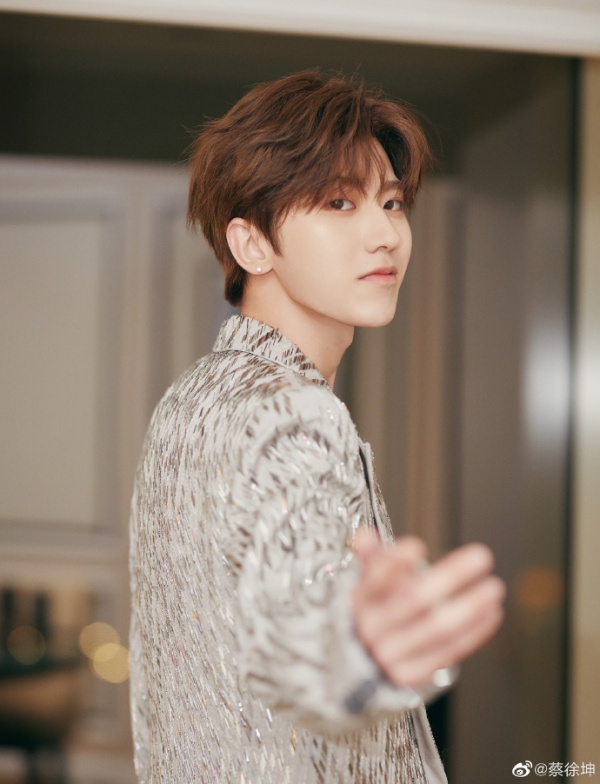 cai_04.jpg cai_04.jpg