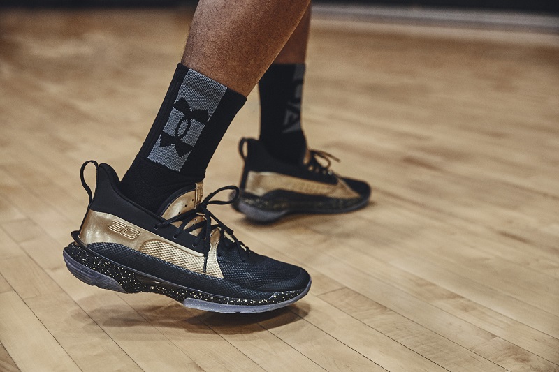 UA_Curry-7-Earn-It-Colorway_Product-Img-(6).jpg UA_Curry-7-Earn-It-Colorway_Product-Img-(6).jpg