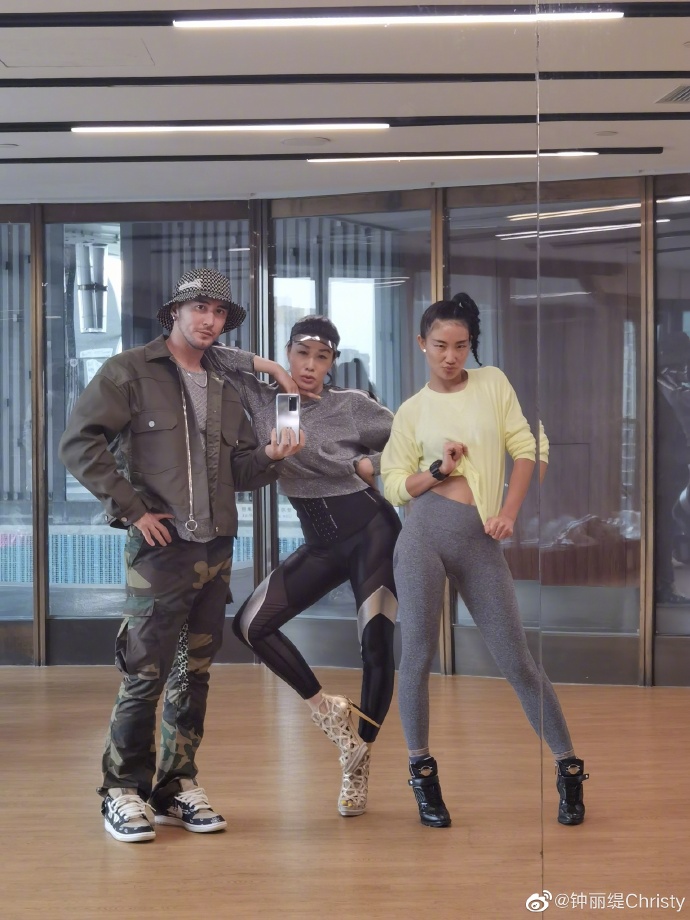 7941d23aly1ge7bsmsf4dj22dc35snpe.jpg 7941d23aly1ge7bsmsf4dj22dc35snpe.jpg