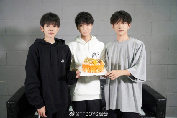 tfboys_04.jpg tfboys_04.jpg