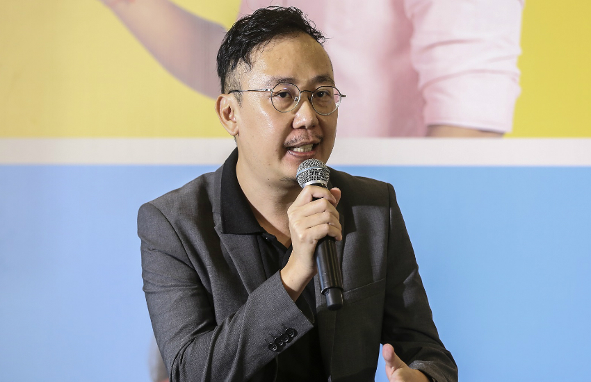 0825-PC1.jpg 0825-PC1.jpg