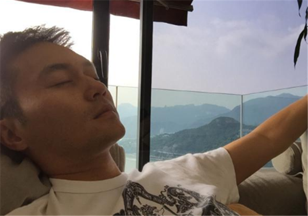 home_08.png home_08.png