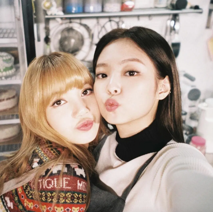 Lisa-jennie.png