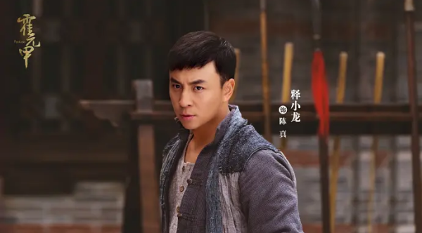 hero_04.png hero_04.png