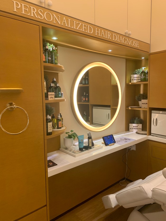 hair-diagnosis-private-room.jpg