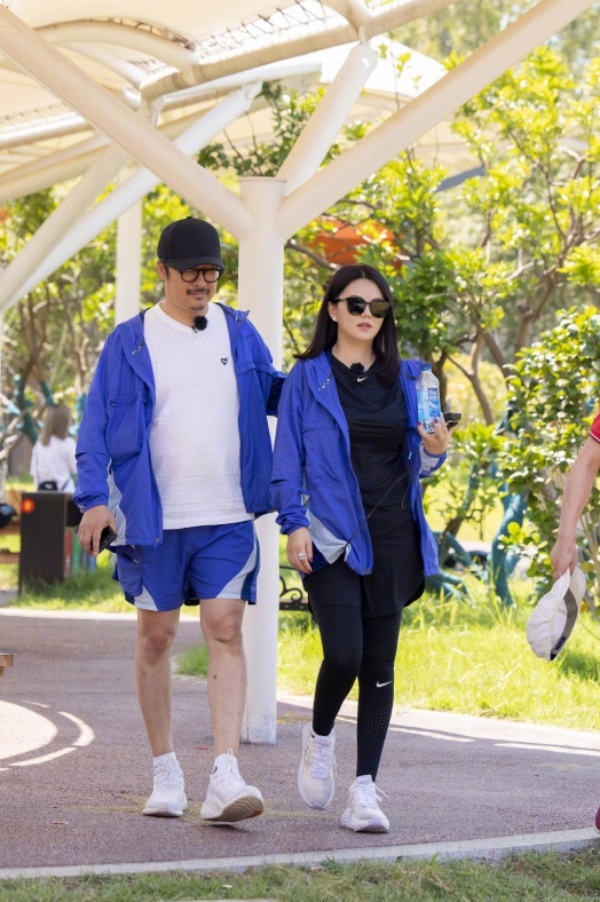 wang_01.jpg wang_01.jpg