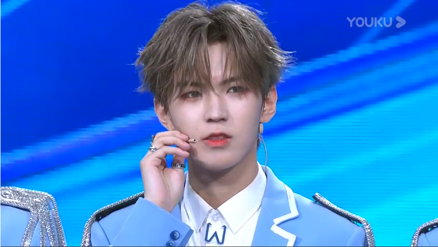 李希侃2.png 李希侃2.png