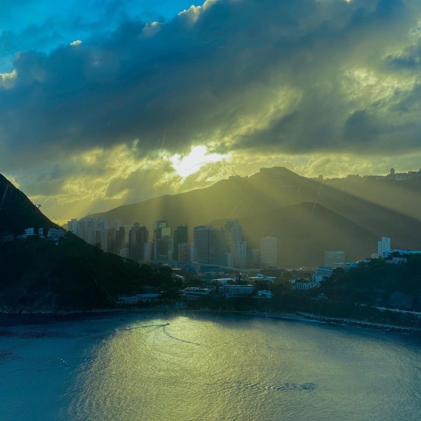 home_04.jpg home_04.jpg