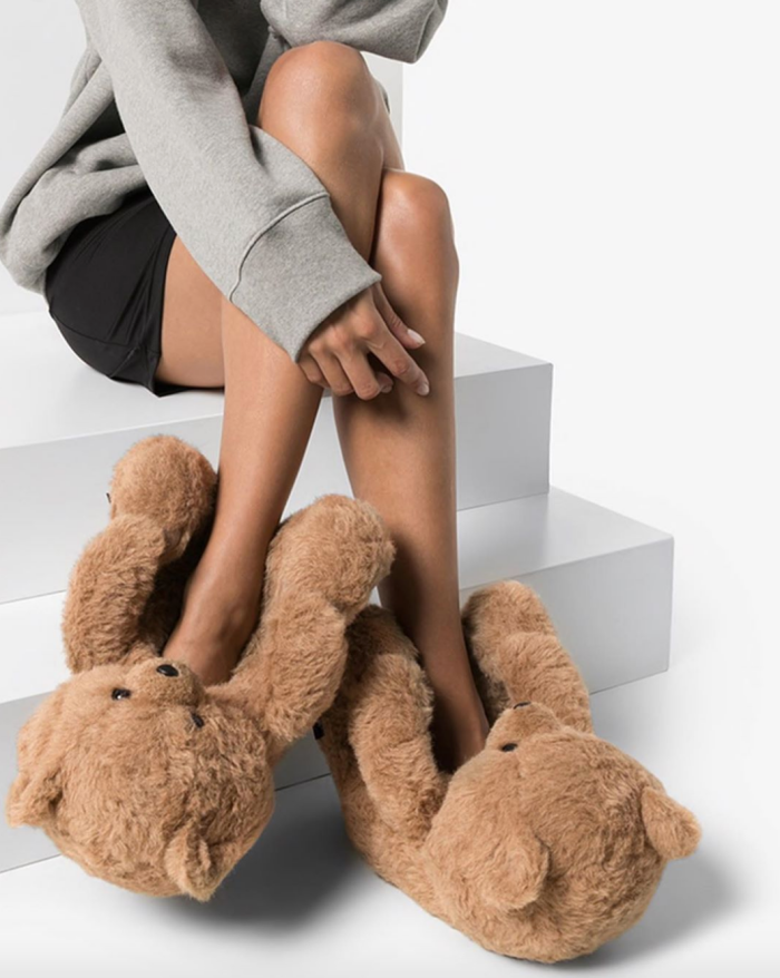 vetements-bear-slipper.png