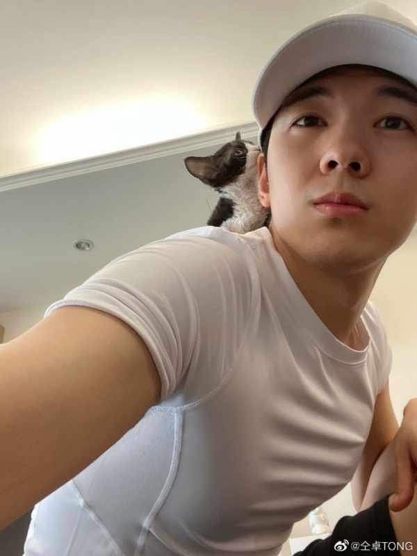 tong_04.jpg tong_04.jpg