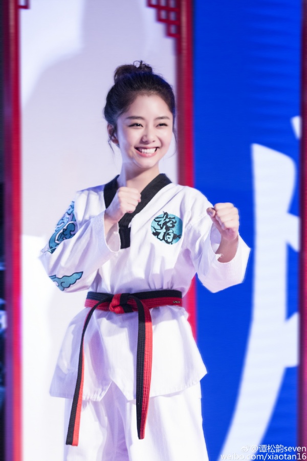 4deda15fgw1f607hffs1dj22tc4801l4.jpg 4deda15fgw1f607hffs1dj22tc4801l4.jpg